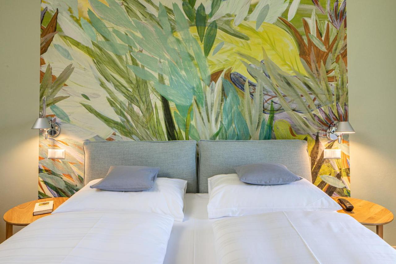 וולדן אם וורתרסי Seehotel Hubertushof מראה חיצוני תמונה