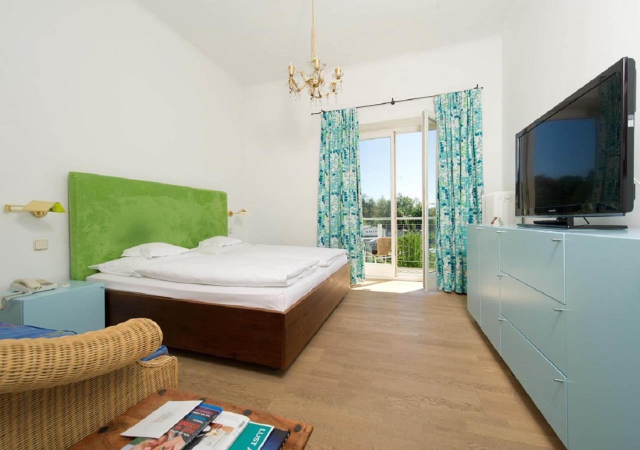 וולדן אם וורתרסי Seehotel Hubertushof מראה חיצוני תמונה